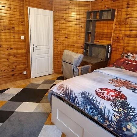 Chambre Privee Numero 1 Dans Un Superbe Appartement En Colocation Montataire Exterior photo