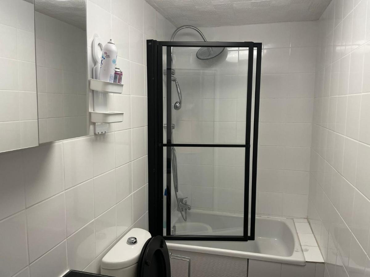 Chambre Privee Numero 1 Dans Un Superbe Appartement En Colocation Montataire Exterior photo